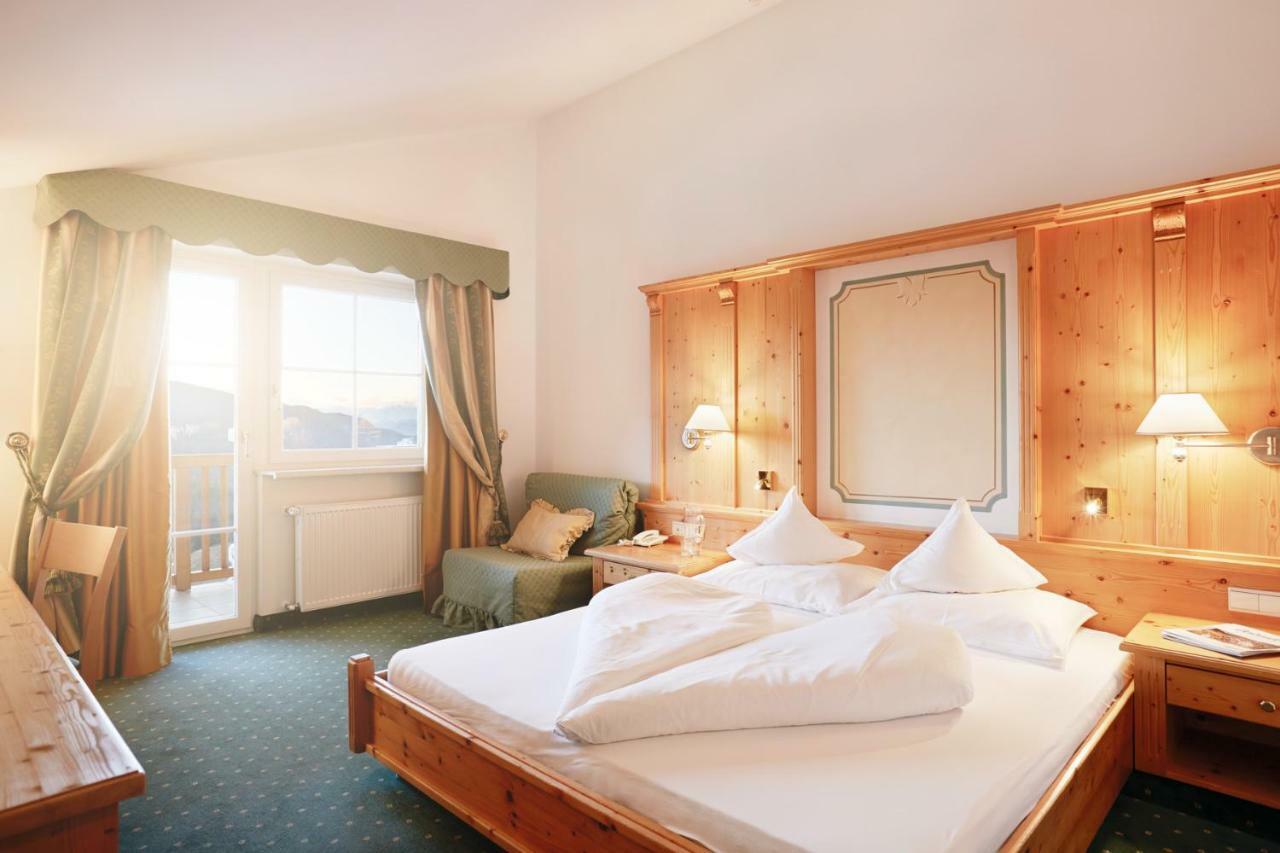 Familienhotel Maria Obereggen Kültér fotó
